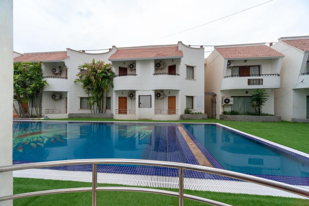 Capital O 6229 Ilara Hotels And Resorts Siruseri Esterno foto