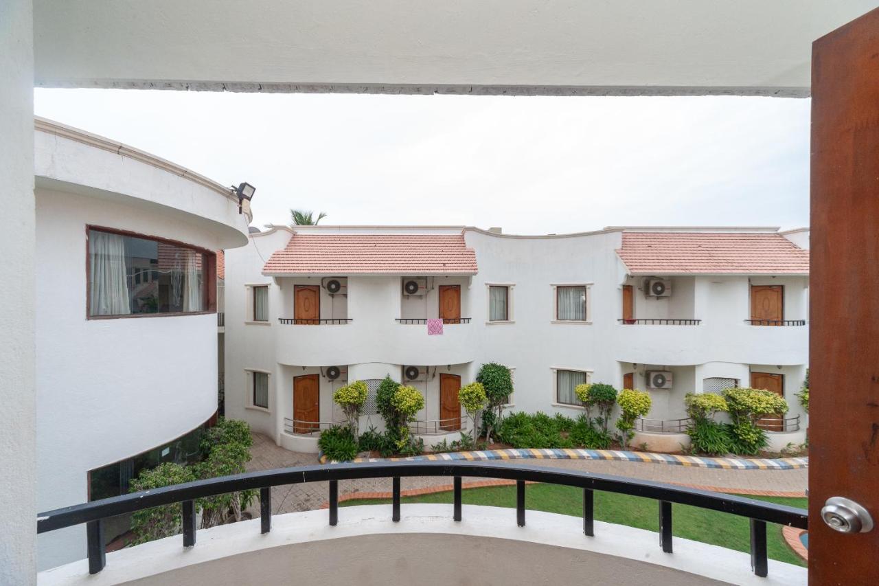 Capital O 6229 Ilara Hotels And Resorts Siruseri Esterno foto