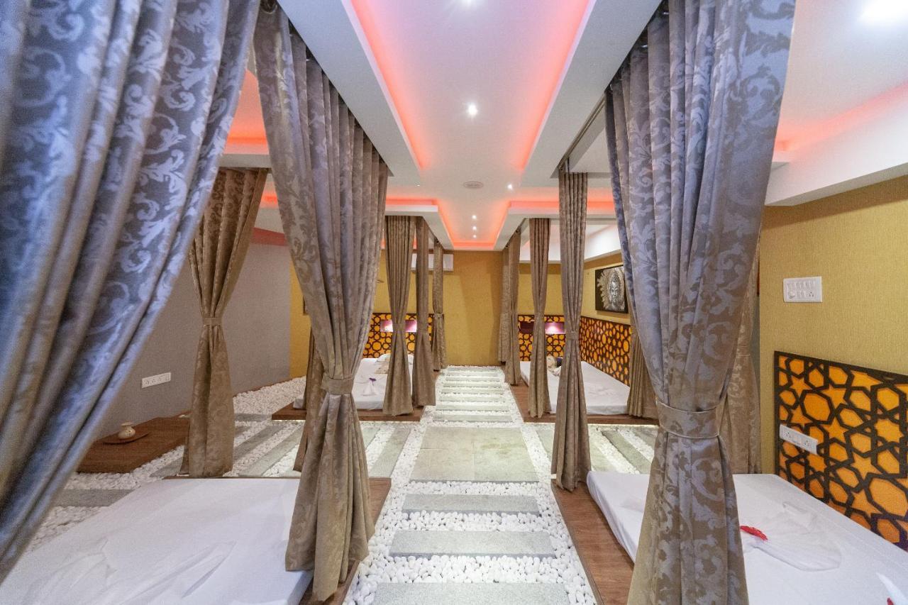 Capital O 6229 Ilara Hotels And Resorts Siruseri Esterno foto