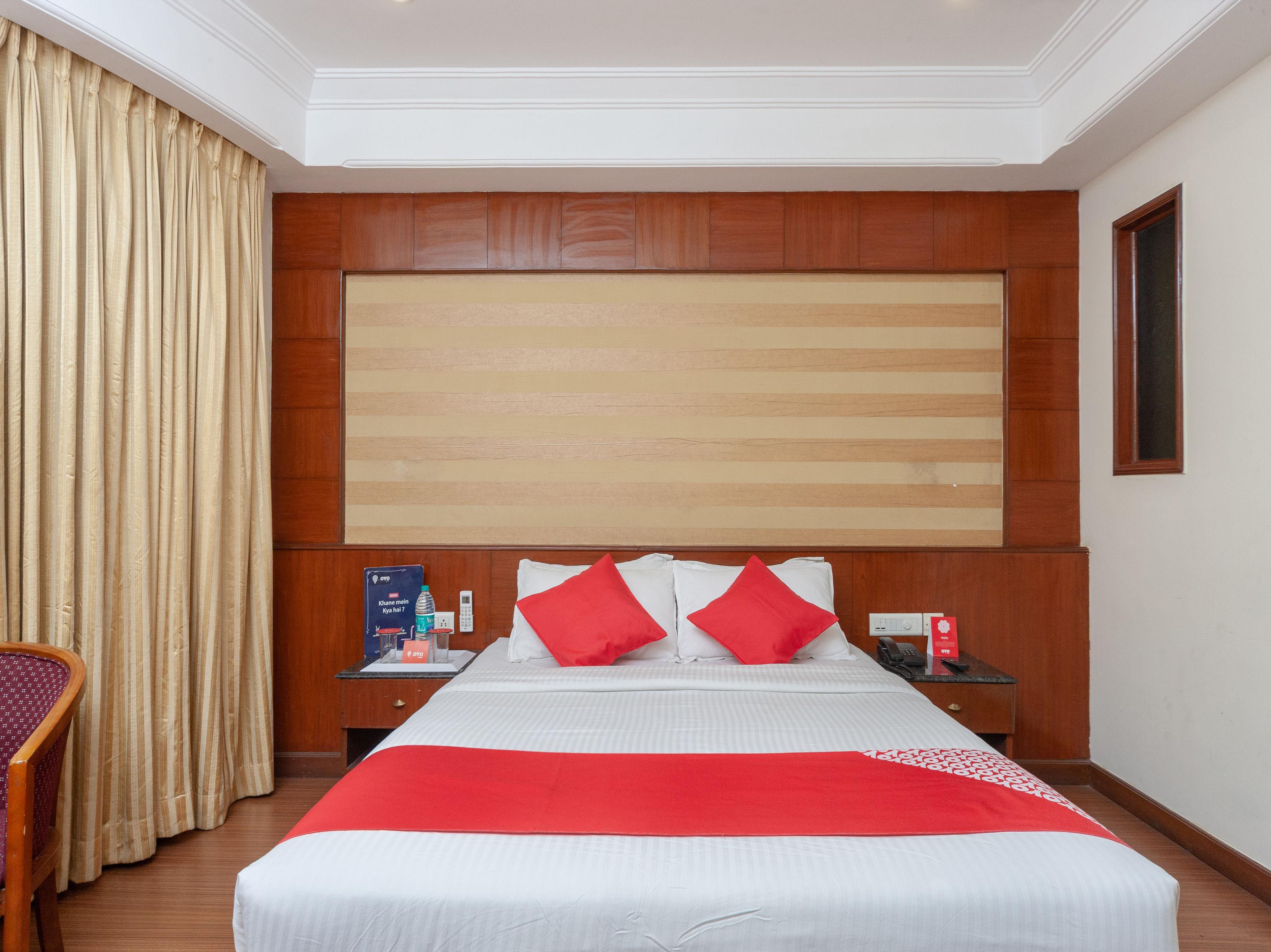 Capital O 6229 Ilara Hotels And Resorts Siruseri Esterno foto