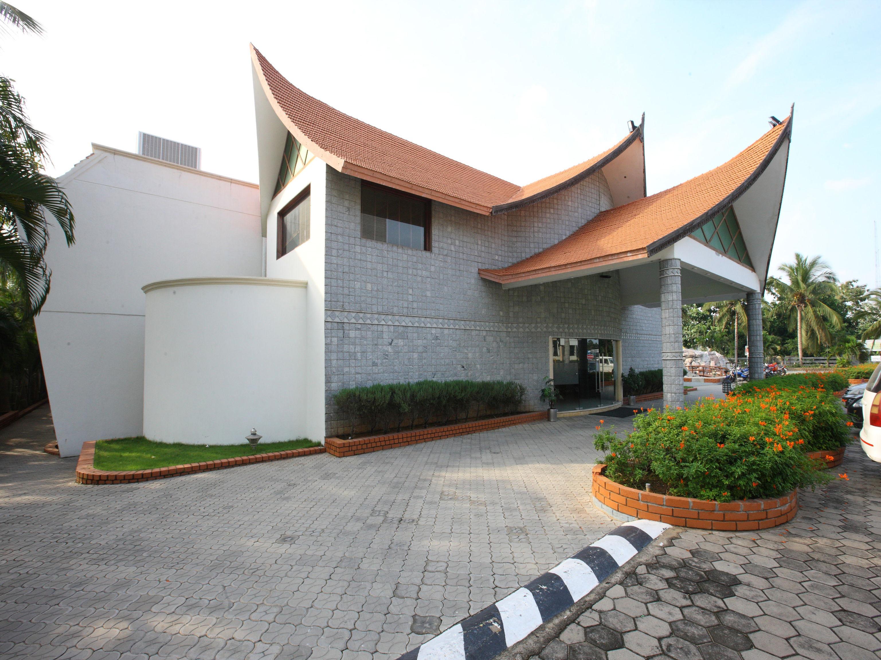 Capital O 6229 Ilara Hotels And Resorts Siruseri Esterno foto